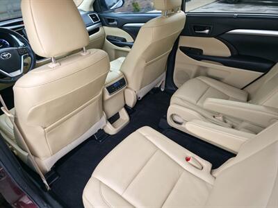 2018 Toyota Highlander XLE   - Photo 21 - Goshen, IN 46526