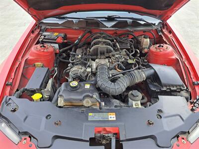 2010 Ford Mustang V6  Convertible - Photo 12 - Goshen, IN 46526