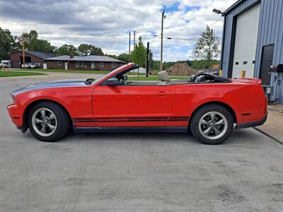 2010 Ford Mustang V6  Convertible - Photo 2 - Goshen, IN 46526