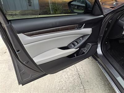 2020 Honda Accord EX   - Photo 18 - Goshen, IN 46526