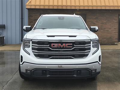 2025 GMC Sierra 1500 SLT   - Photo 9 - Goshen, IN 46526