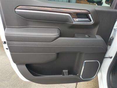 2025 GMC Sierra 1500 SLT   - Photo 23 - Goshen, IN 46526