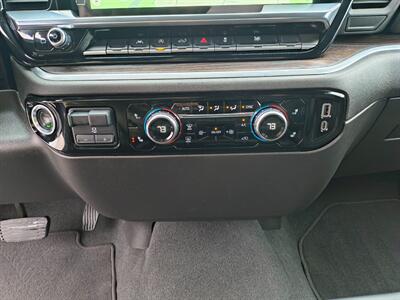 2025 GMC Sierra 1500 SLT   - Photo 16 - Goshen, IN 46526