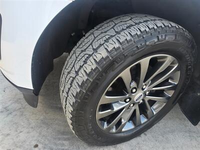 2019 Ford Expedition MAX Limited   - Photo 32 - Goshen, IN 46526