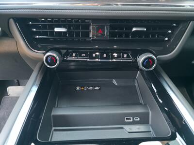2025 Chevrolet Tahoe LT   - Photo 15 - Goshen, IN 46526
