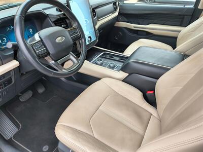 2024 Ford Expedition MAX Platinum   - Photo 10 - Goshen, IN 46526