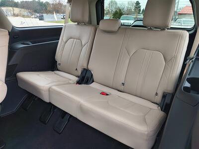 2024 Ford Expedition MAX Platinum   - Photo 27 - Goshen, IN 46526