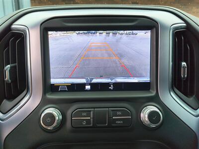 2019 GMC Sierra 1500 SLT   - Photo 16 - Goshen, IN 46526