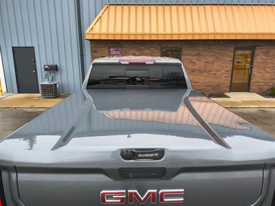 2019 GMC Sierra 1500 SLT   - Photo 23 - Goshen, IN 46526