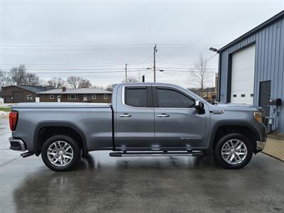2019 GMC Sierra 1500 SLT   - Photo 7 - Goshen, IN 46526