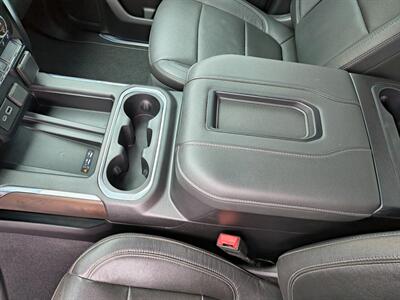 2019 GMC Sierra 1500 SLT   - Photo 18 - Goshen, IN 46526