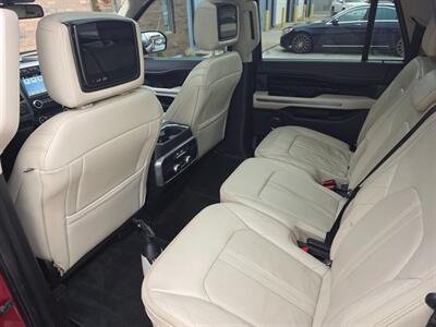 2018 Ford Expedition Platinum Max   - Photo 16 - Goshen, IN 46526