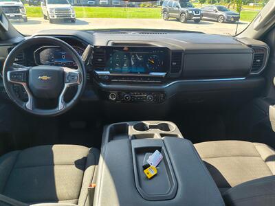 2024 Chevrolet Silverado 1500 LT   - Photo 17 - Goshen, IN 46526