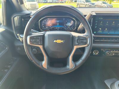 2024 Chevrolet Silverado 1500 LT   - Photo 16 - Goshen, IN 46526