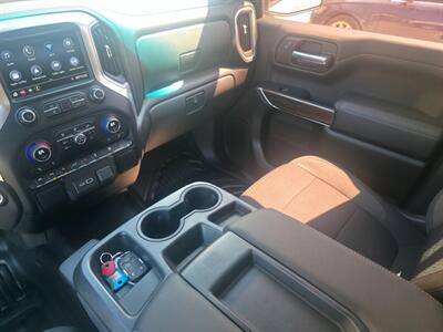 2020 Chevrolet Silverado 1500 LT   - Photo 14 - Goshen, IN 46526