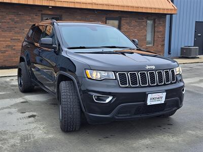 2017 Jeep Grand Cherokee Laredo   - Photo 7 - Goshen, IN 46526