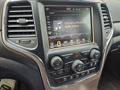 2017 Jeep Grand Cherokee Laredo   - Photo 13 - Goshen, IN 46526