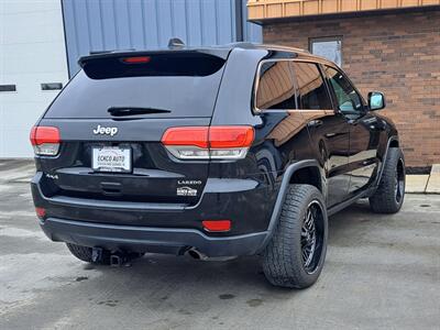 2017 Jeep Grand Cherokee Laredo   - Photo 5 - Goshen, IN 46526