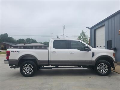 2018 Ford F-250 Super Duty Lariat   - Photo 7 - Goshen, IN 46526