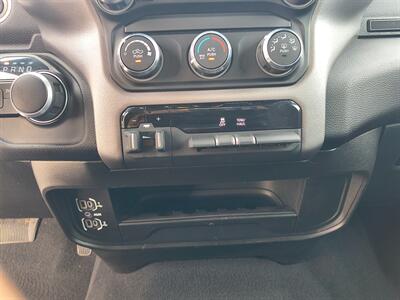 2024 RAM 2500 Big Horn   - Photo 18 - Goshen, IN 46526