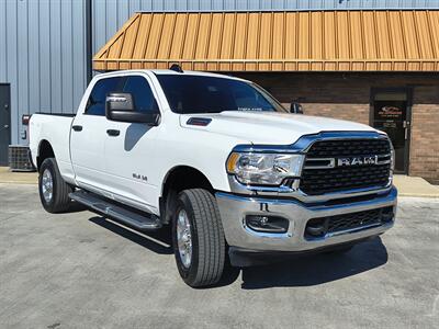 2024 RAM 2500 Big Horn   - Photo 8 - Goshen, IN 46526