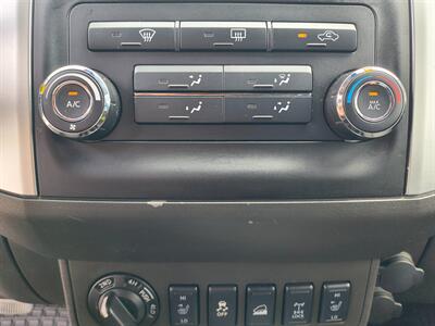 2014 Nissan Xterra PRO-4X   - Photo 16 - Goshen, IN 46526
