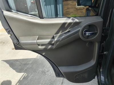 2014 Nissan Xterra PRO-4X   - Photo 22 - Goshen, IN 46526