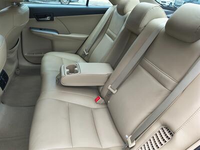 2014 Toyota Camry Hybrid XLE   - Photo 20 - Goshen, IN 46526