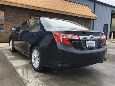 2014 Toyota Camry Hybrid XLE   - Photo 4 - Goshen, IN 46526