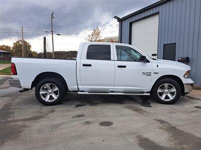 2021 RAM 1500 Classic Tradesman   - Photo 6 - Goshen, IN 46526