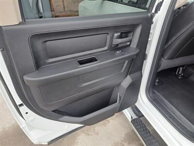 2021 RAM 1500 Classic Tradesman   - Photo 14 - Goshen, IN 46526