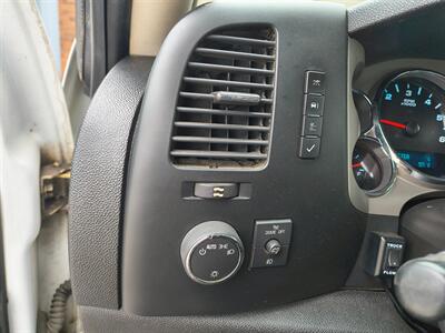 2013 Chevrolet Silverado 2500HD LT   - Photo 20 - Goshen, IN 46526