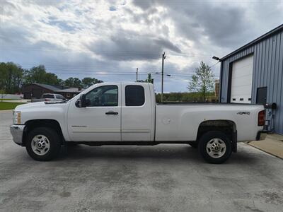 2013 Chevrolet Silverado 2500HD LT   - Photo 4 - Goshen, IN 46526