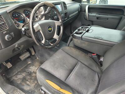 2013 Chevrolet Silverado 2500HD LT   - Photo 10 - Goshen, IN 46526