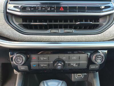 2024 Jeep Compass Latitude   - Photo 15 - Goshen, IN 46526