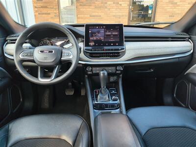 2024 Jeep Compass Latitude   - Photo 14 - Goshen, IN 46526