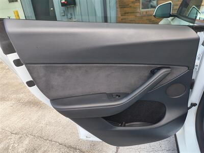 2023 Tesla Model Y Long Range   - Photo 21 - Goshen, IN 46526