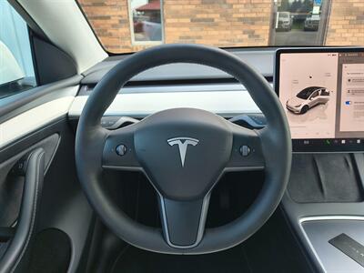 2023 Tesla Model Y Long Range   - Photo 11 - Goshen, IN 46526