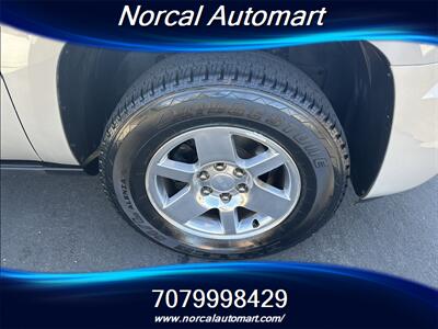 2007 GMC Yukon Denali   - Photo 17 - Vacaville, CA 95687