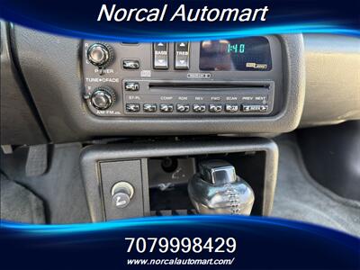 1995 Chevrolet Camaro Z28   - Photo 15 - Vacaville, CA 95687