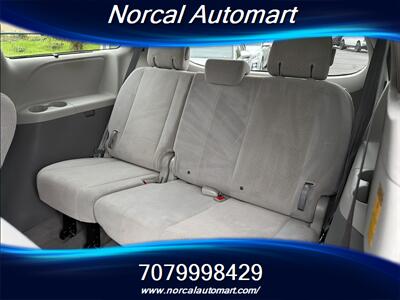 2014 Toyota Sienna LE 8-Passenger   - Photo 13 - Vacaville, CA 95687