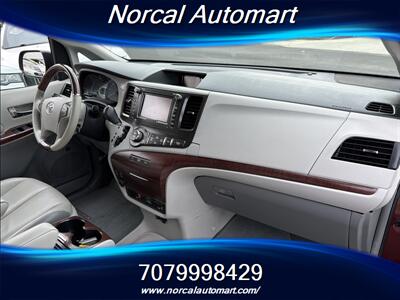 2013 Toyota Sienna XLE 8-Passenger - Photo 10 - Vacaville, CA 95687