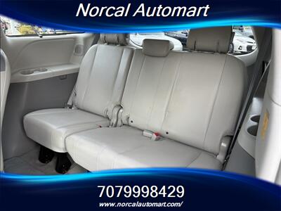 2013 Toyota Sienna XLE 8-Passenger - Photo 14 - Vacaville, CA 95687