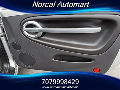 2004 Chevrolet SSR LS   - Photo 11 - Vacaville, CA 95687