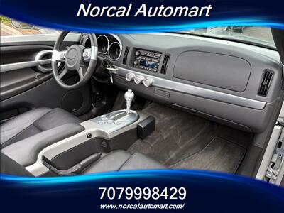 2004 Chevrolet SSR LS   - Photo 10 - Vacaville, CA 95687