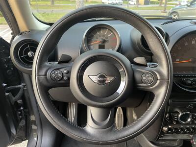 2015 MINI Countryman Cooper S ALL4   - Photo 14 - Laguna Niguel, CA 92677