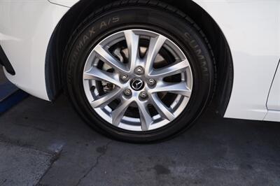 2016 Mazda Mazda3 i Grand Touring   - Photo 22 - Pasadena, CA 91107