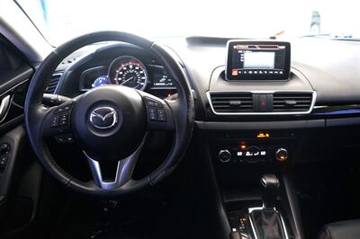 2016 Mazda Mazda3 i Grand Touring   - Photo 10 - Pasadena, CA 91107