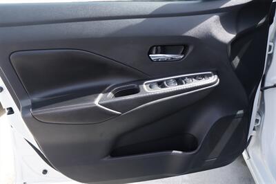 2020 Nissan Versa SR   - Photo 13 - Pasadena, CA 91107
