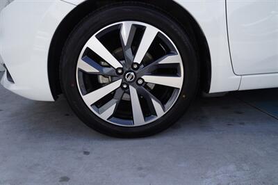 2020 Nissan Versa SR   - Photo 18 - Pasadena, CA 91107